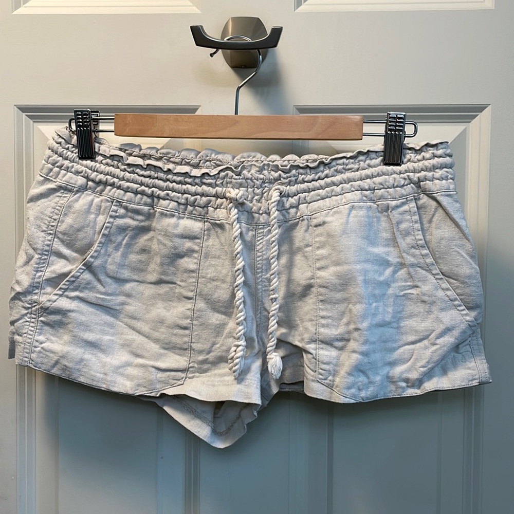 Roxy linen shorts